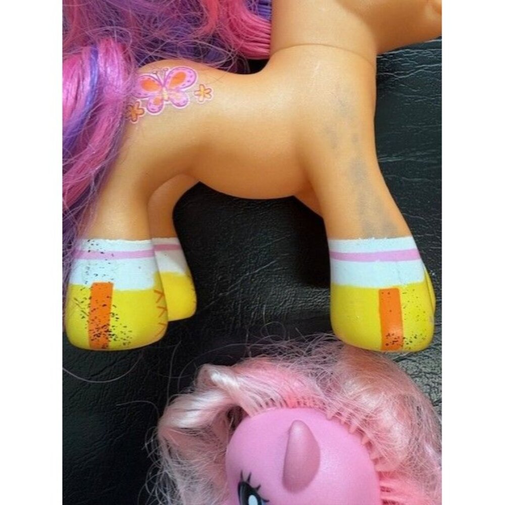 My Little Pony Lot Of 4 Figurines With Colorful Hair & Markings - Picture 3 of 7